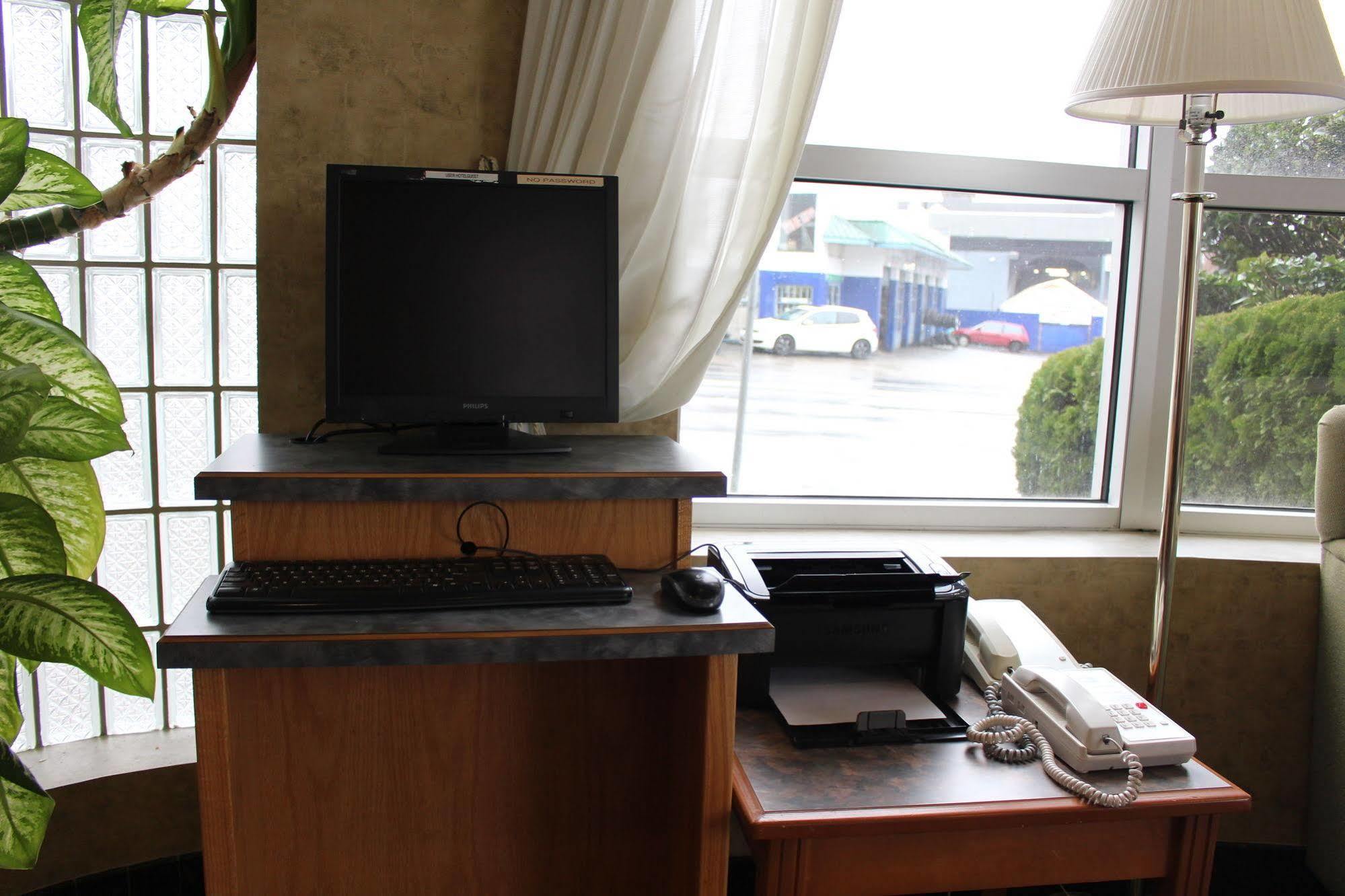 Best Western Plus Uptown Hotel Vancouver Exteriör bild